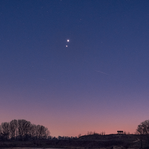 image-product-uitsnede-nachtfotografie-fine-art-foto-venus-jupiter-sterren-planeten-sterrenhemel-010723-love-is-in-the-air-ideasonthefloor.com
